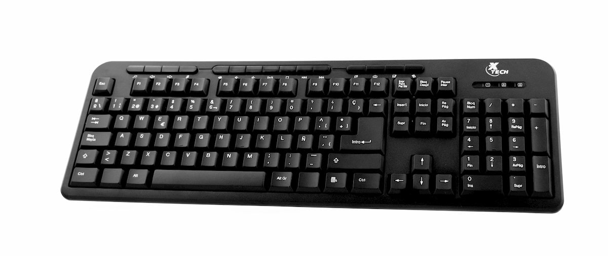 Teclado  XTK-130
